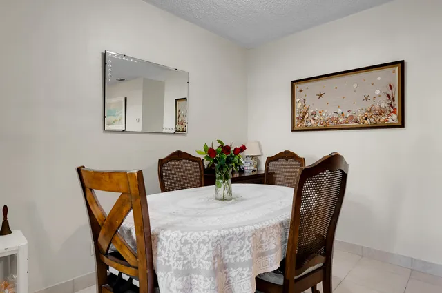 $149,900 | 2100 Northeast 38th Street, Unit 135, Lighthouse Point, FL 33064