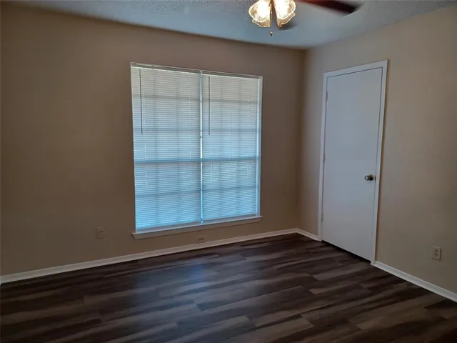 $1,395 | 502 Dipert Court, Arlington, TX 76012