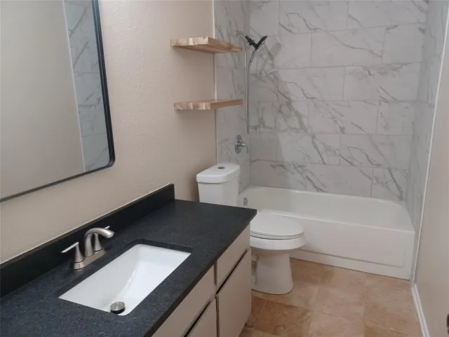 $1,395 | 502 Dipert Court, Arlington, TX 76012