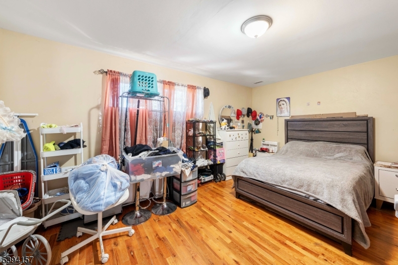 1073 Bond Street Elizabeth, NJ 07201 - Photo 20 of 30