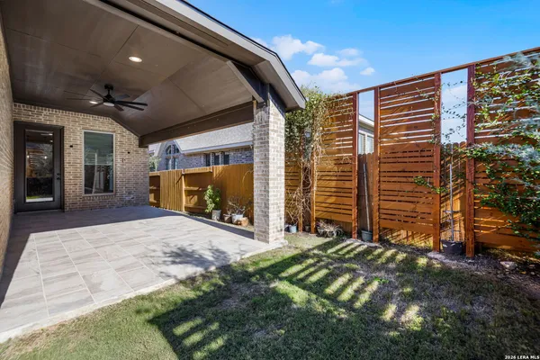 $3,200 | 429 Juana Way, New Braunfels, TX 78132