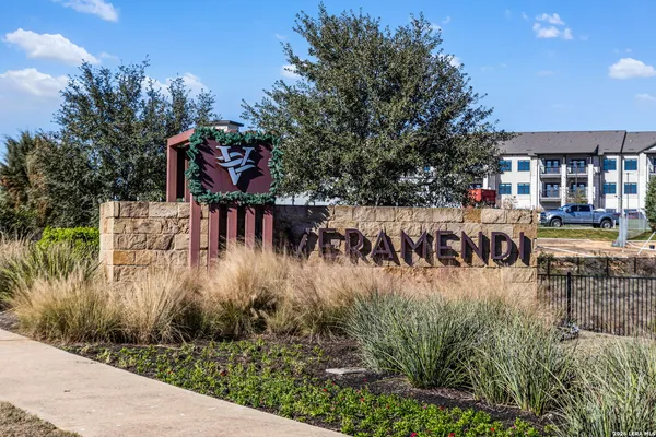 $3,200 | 429 Juana Way, New Braunfels, TX 78132