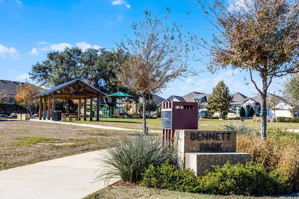 $3,200 | 429 Juana Way, New Braunfels, TX 78132
