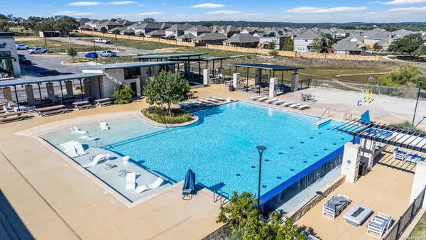 $3,200 | 429 Juana Way, New Braunfels, TX 78132