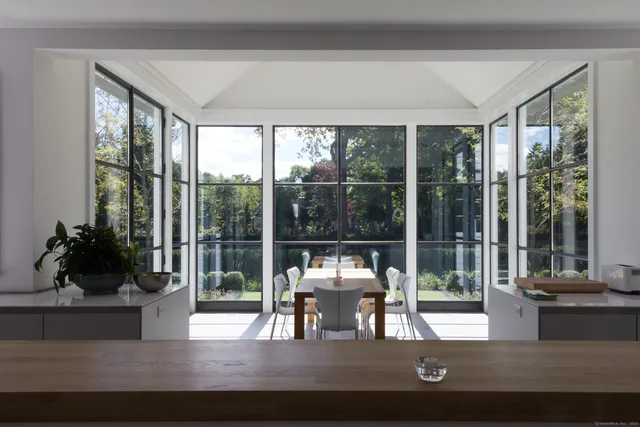 $4,985,000 | 107 Old Road, Westport, CT 06880