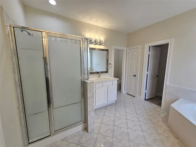 a bathroom with a bathtub