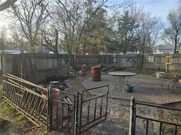 $95,000 | 622 South Jefferson Avenue, Iola, KS 66749