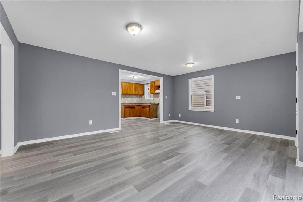 1367 Corona Street Inkster, MI 48141 - Photo 4 of 19