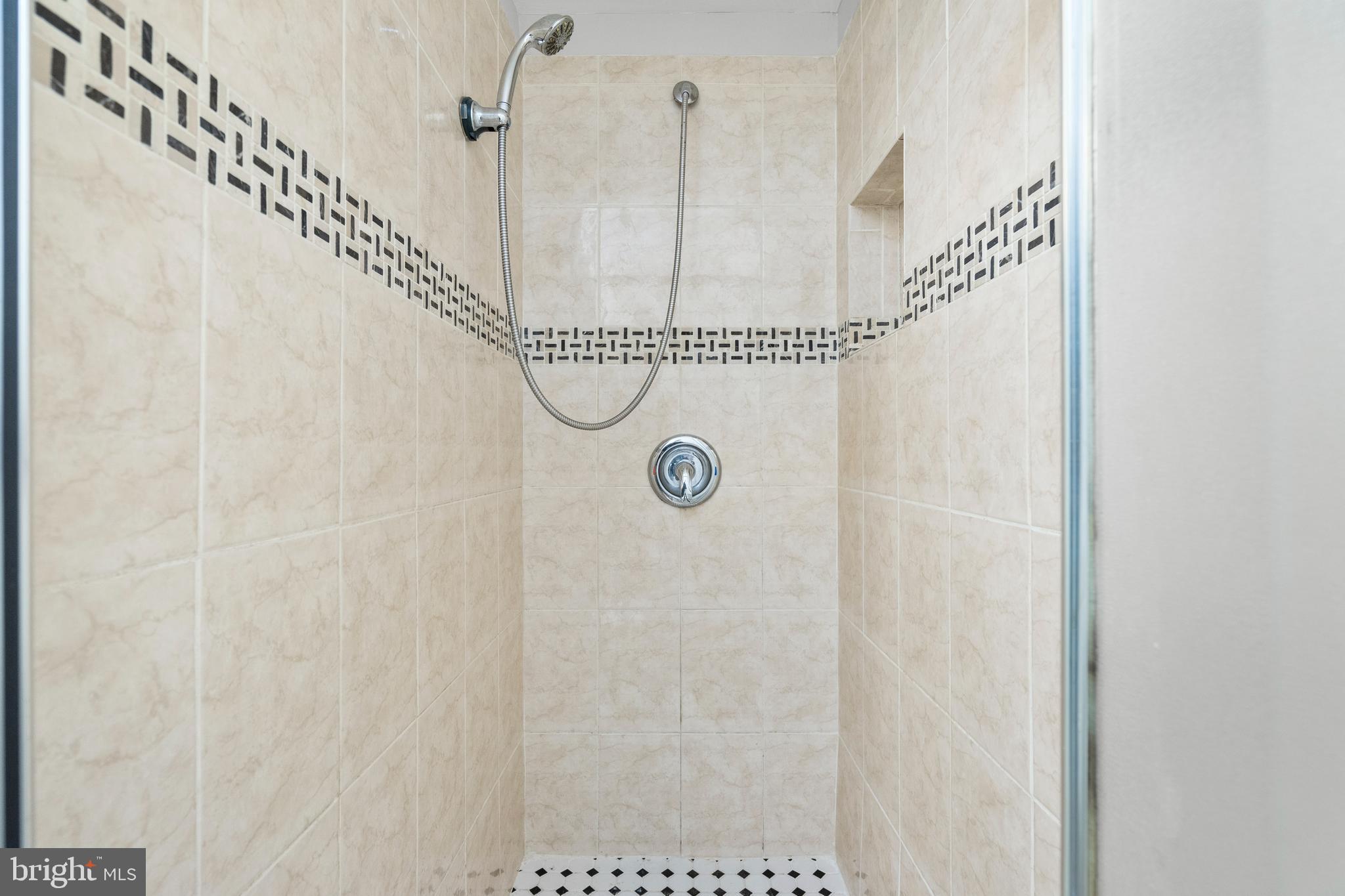 8309 Postoak Road Potomac, MD 20854 - Photo 41 of 49