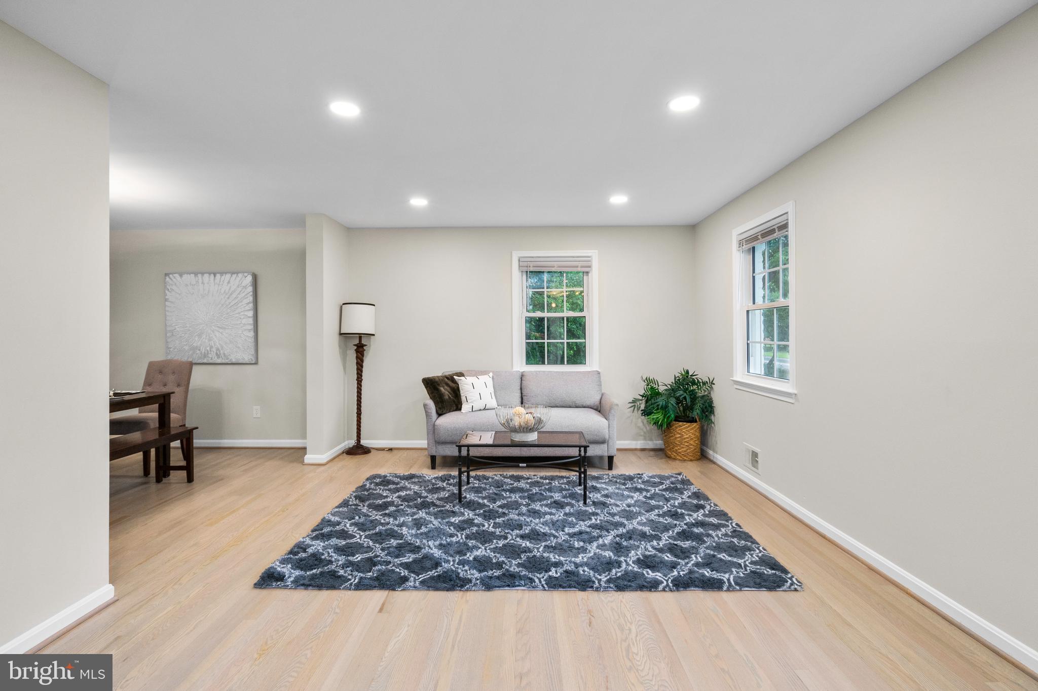 8309 Postoak Road Potomac, MD 20854 - Photo 6 of 49