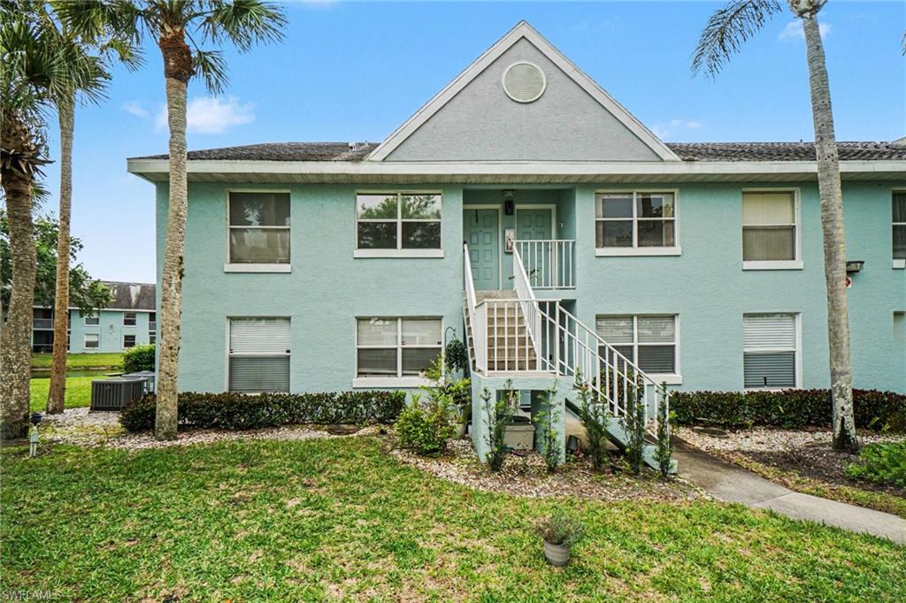 153 Wading Bird Circle, Unit J201 Naples, FL 34110 - Photo 3 of 36
