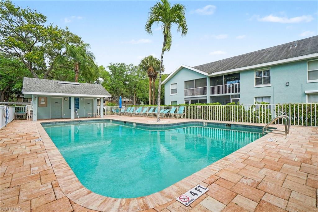 153 Wading Bird Circle, Unit J201 Naples, FL 34110 - Photo 33 of 36