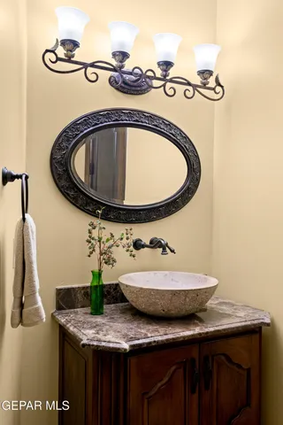 $2,695,500 | 128 Camino Barranca Drive, El Paso, TX 79912