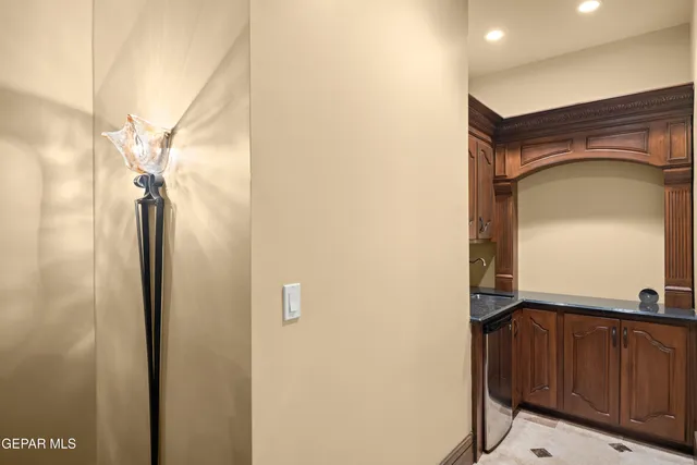 $2,695,500 | 128 Camino Barranca Drive, El Paso, TX 79912