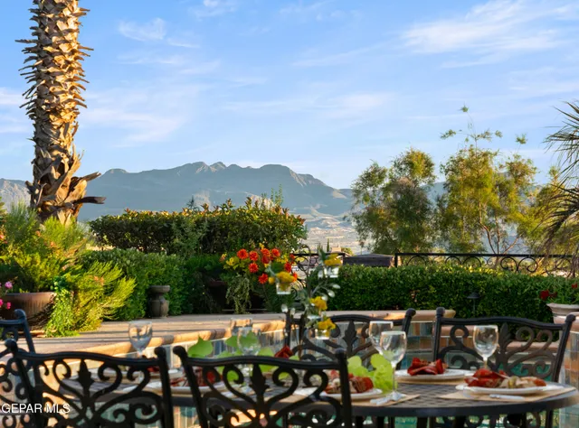 $2,695,500 | 128 Camino Barranca Drive, El Paso, TX 79912