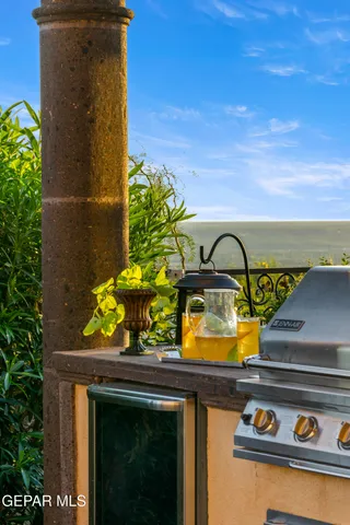 $2,695,500 | 128 Camino Barranca Drive, El Paso, TX 79912