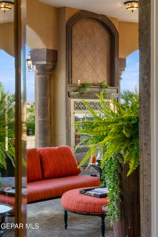 $2,695,500 | 128 Camino Barranca Drive, El Paso, TX 79912