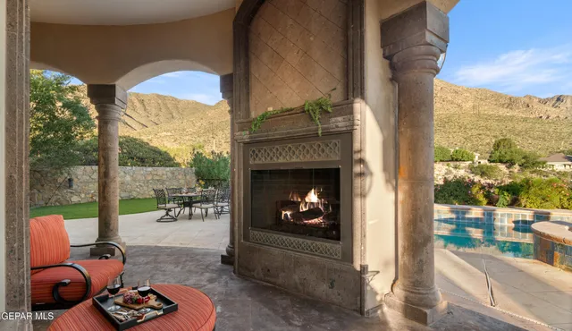 $2,695,500 | 128 Camino Barranca Drive, El Paso, TX 79912