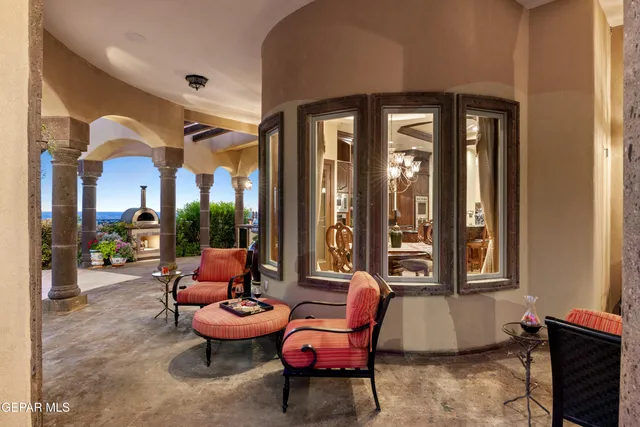 $2,695,500 | 128 Camino Barranca Drive, El Paso, TX 79912
