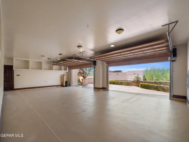 $2,695,500 | 128 Camino Barranca Drive, El Paso, TX 79912
