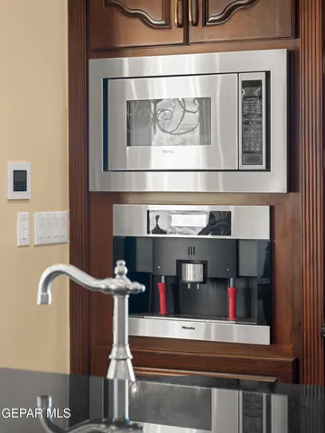 $2,695,500 | 128 Camino Barranca Drive, El Paso, TX 79912