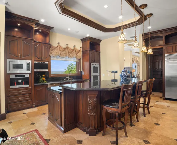 $2,695,500 | 128 Camino Barranca Drive, El Paso, TX 79912