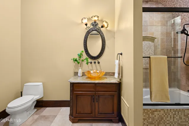 $2,695,500 | 128 Camino Barranca Drive, El Paso, TX 79912