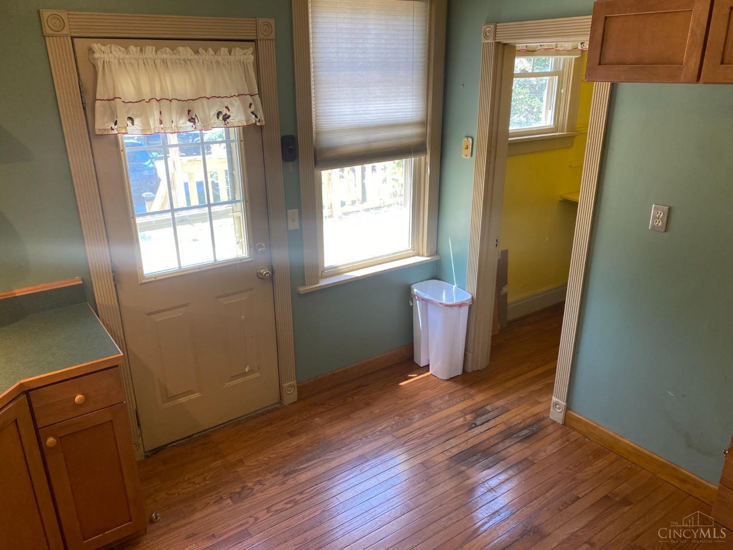 3637 Jessup Road Cincinnati, OH 45247 - Photo 8 of 28