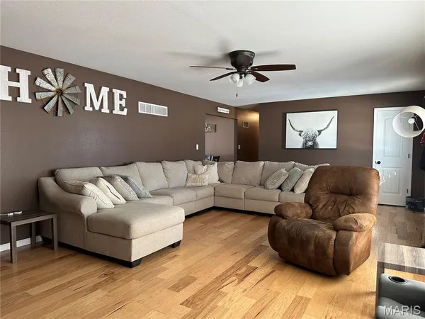 $359,000 | 402 Reserve Street, Rosebud, MO 63091