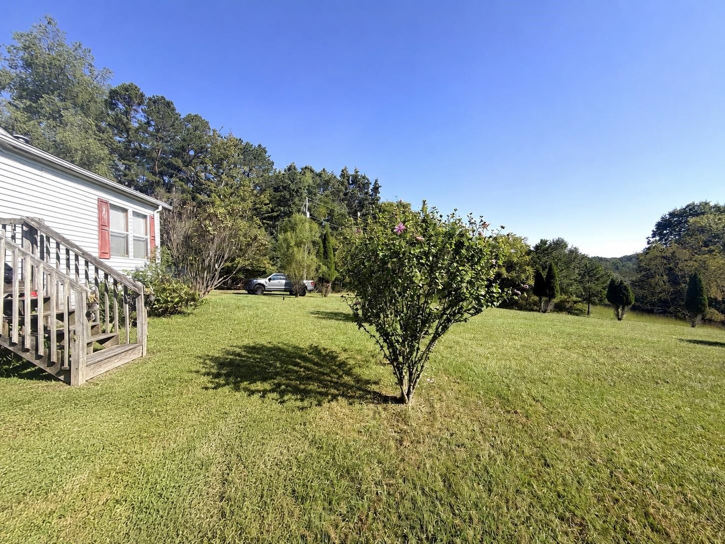 5703 Blue Springs Road Hiwassee, VA 24347 - Photo 9 of 25 Gallery Image 9