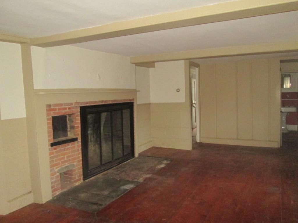 8 N Road Kensington, NH 03833 - Photo 11 of 34