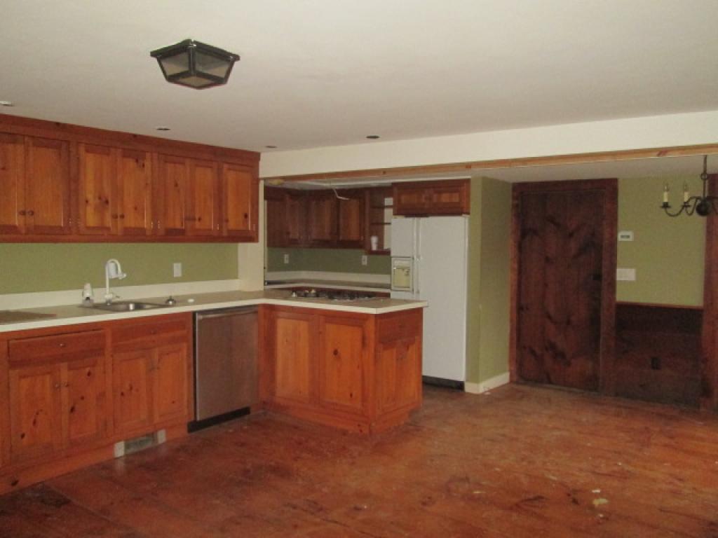 8 N Road Kensington, NH 03833 - Photo 12 of 34