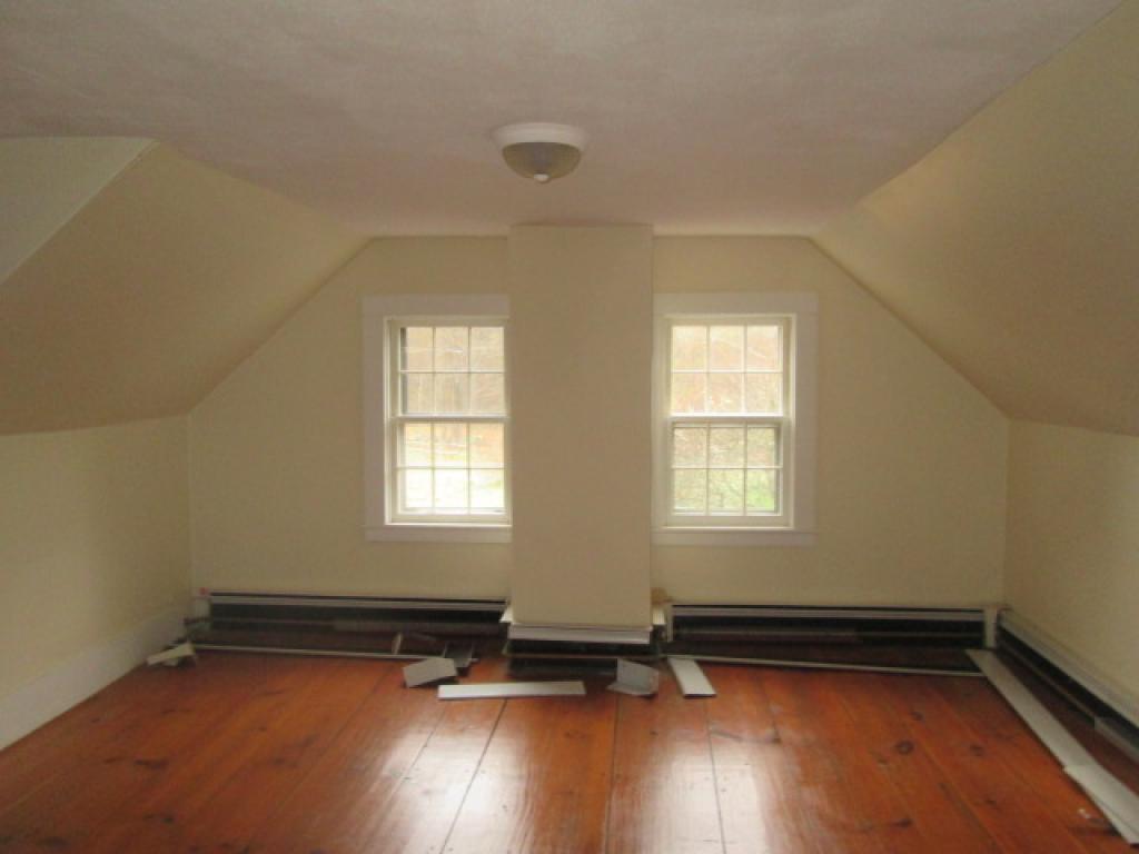 8 N Road Kensington, NH 03833 - Photo 20 of 34