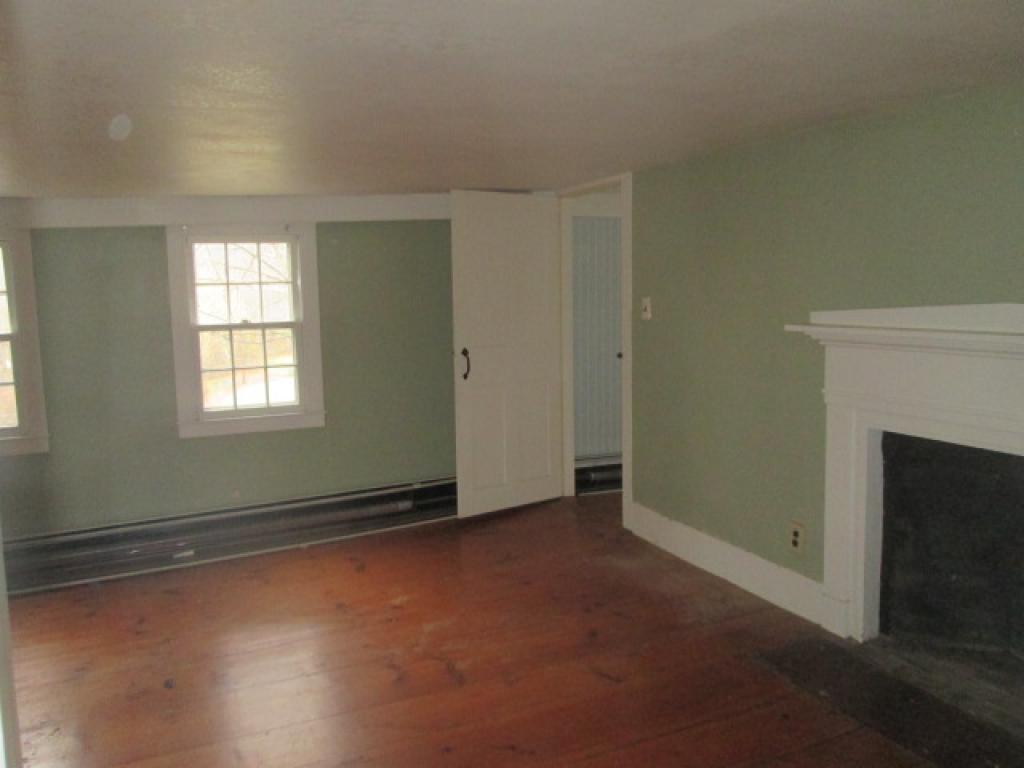 8 N Road Kensington, NH 03833 - Photo 22 of 34