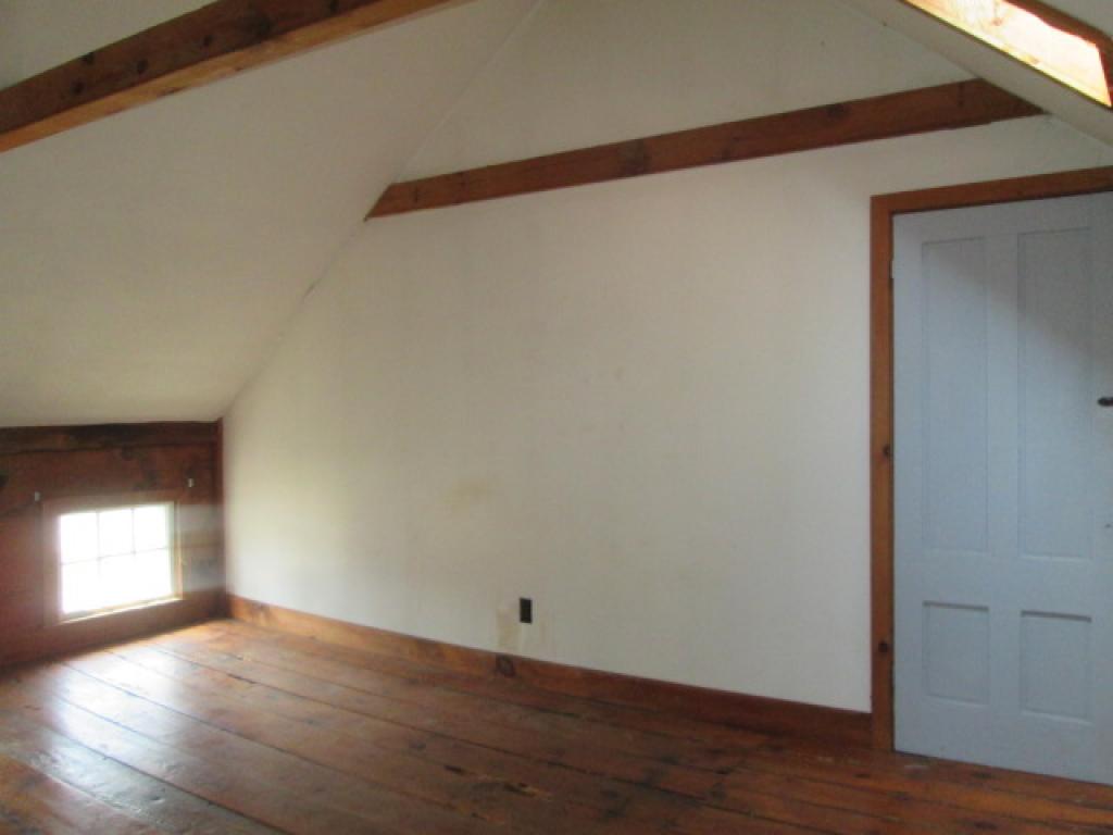 8 N Road Kensington, NH 03833 - Photo 26 of 34
