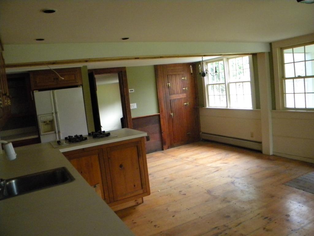 8 N Road Kensington, NH 03833 - Photo 31 of 34