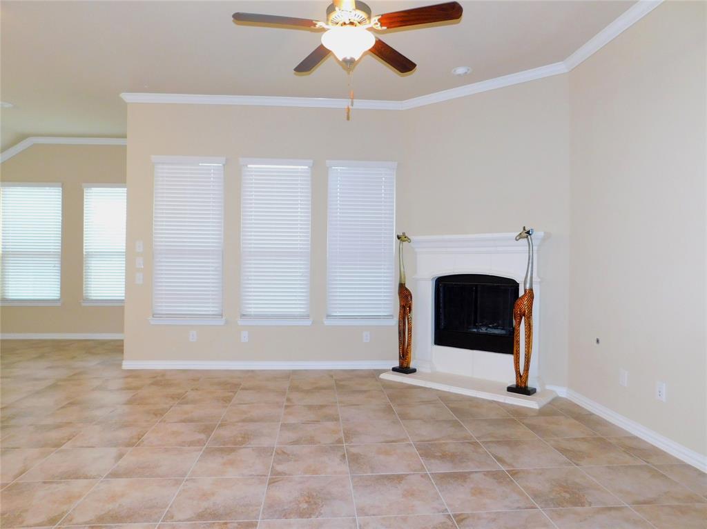 3921 Roxbury Street Denton, TX 76210 - Photo 6 of 31