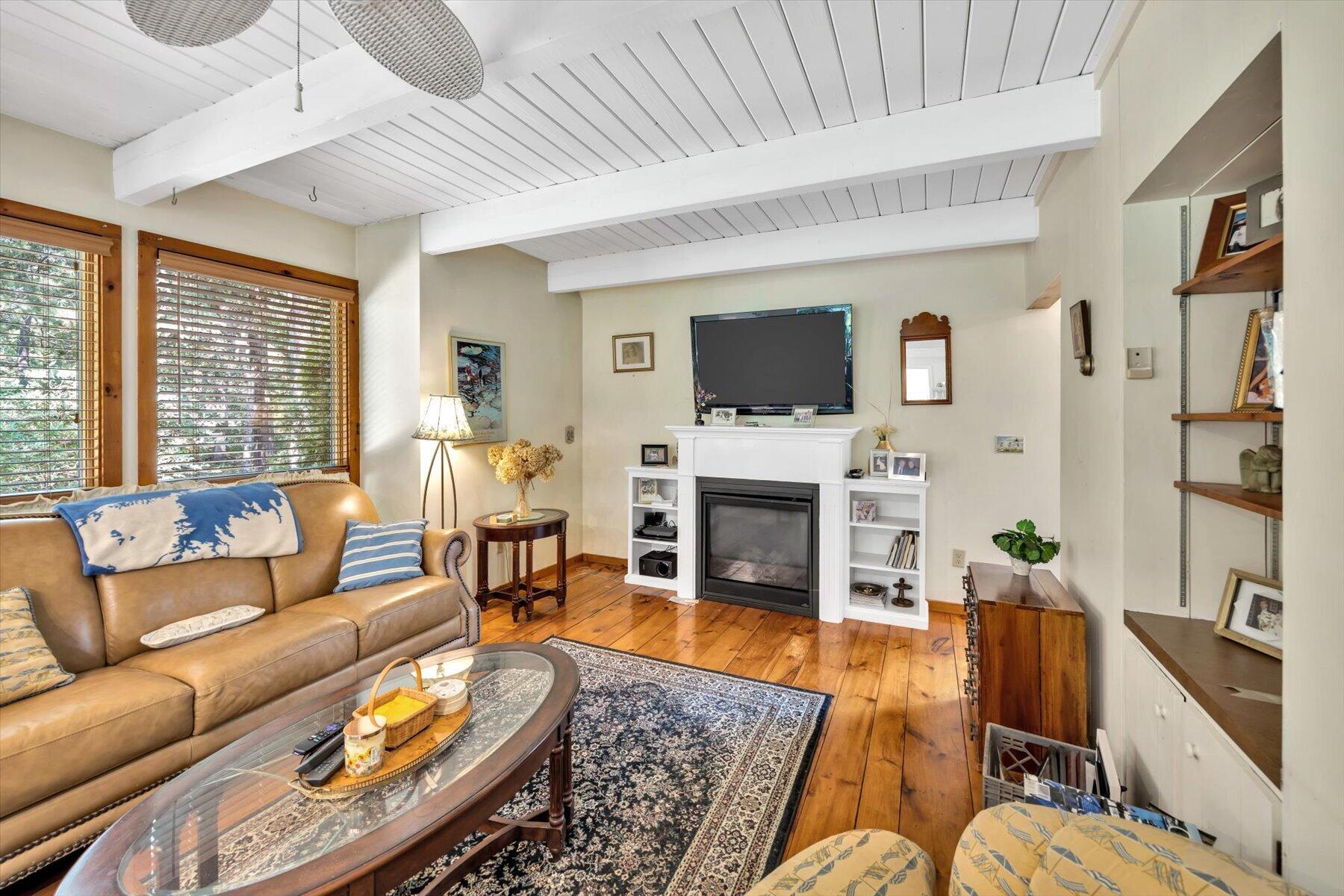 621 Locustfield Road East Falmouth, MA 02536 - Photo 11 of 46 33-889A7221