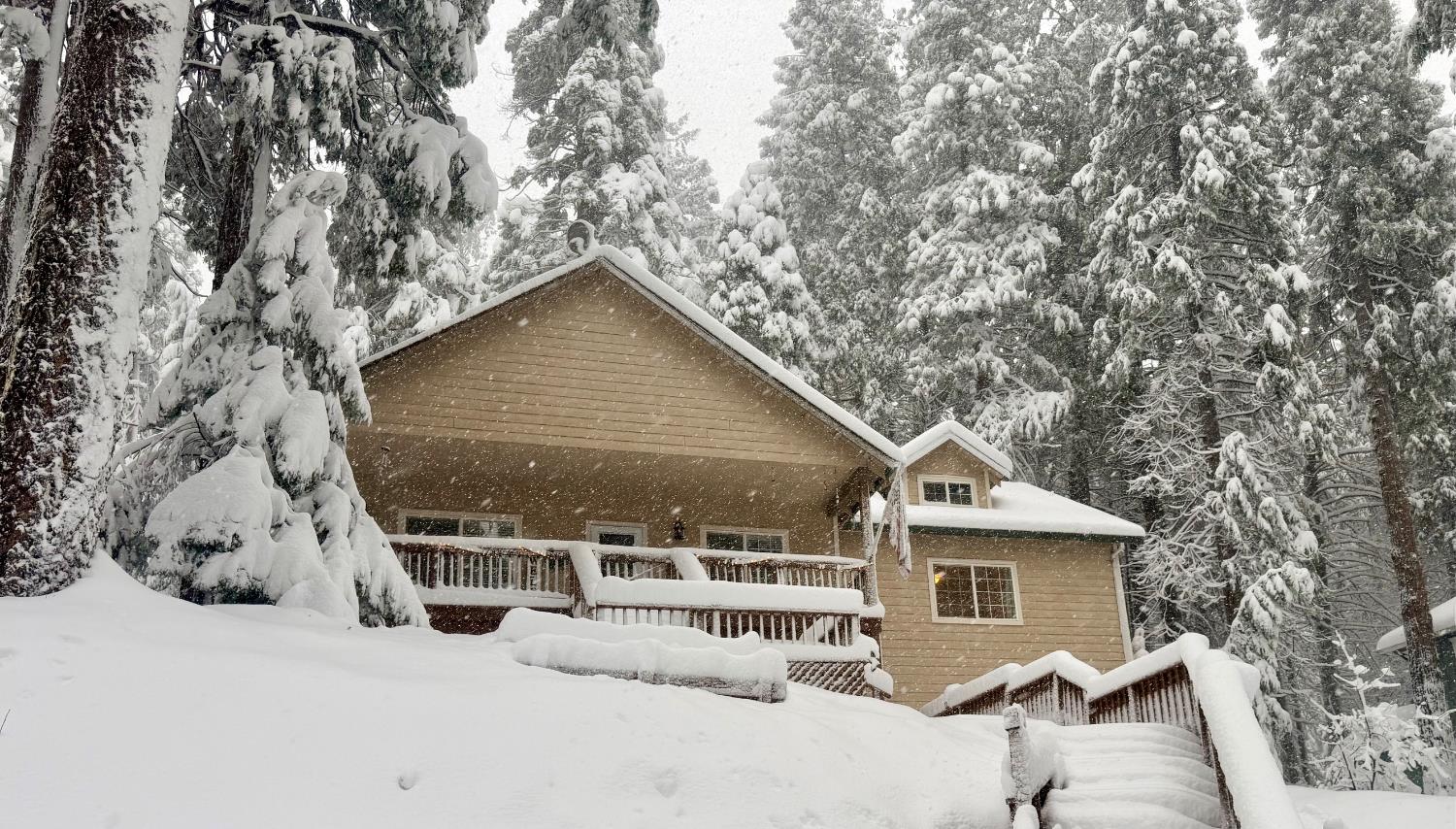 2845 Viona Road Pollock Pines, CA 95726 - Photo 3 of 35 a view of a house with a yard