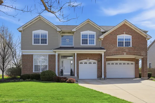 $4,000 | 1260 White Chapel Lane, Algonquin, IL 60102