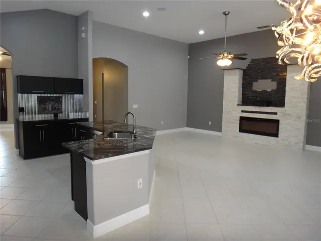 $3,750 | 9460 Portside Terrace, Bradenton, FL 34212