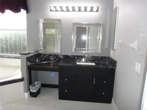 $3,300 | 9460 Portside Terrace, Bradenton, FL 34212