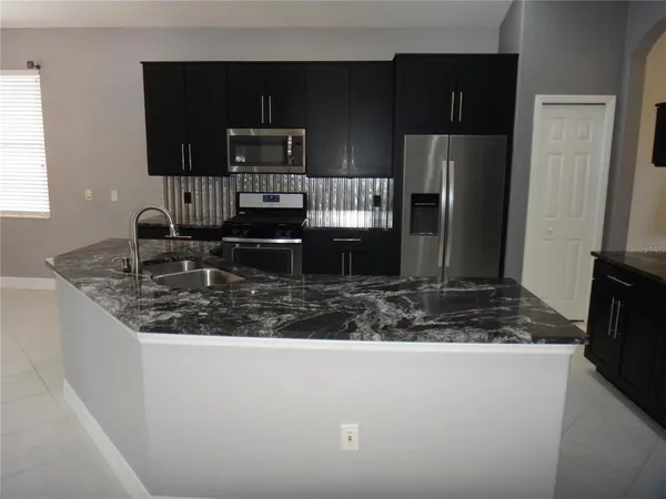 $3,300 | 9460 Portside Terrace, Bradenton, FL 34212