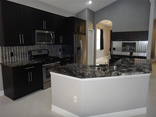 $3,750 | 9460 Portside Terrace, Bradenton, FL 34212