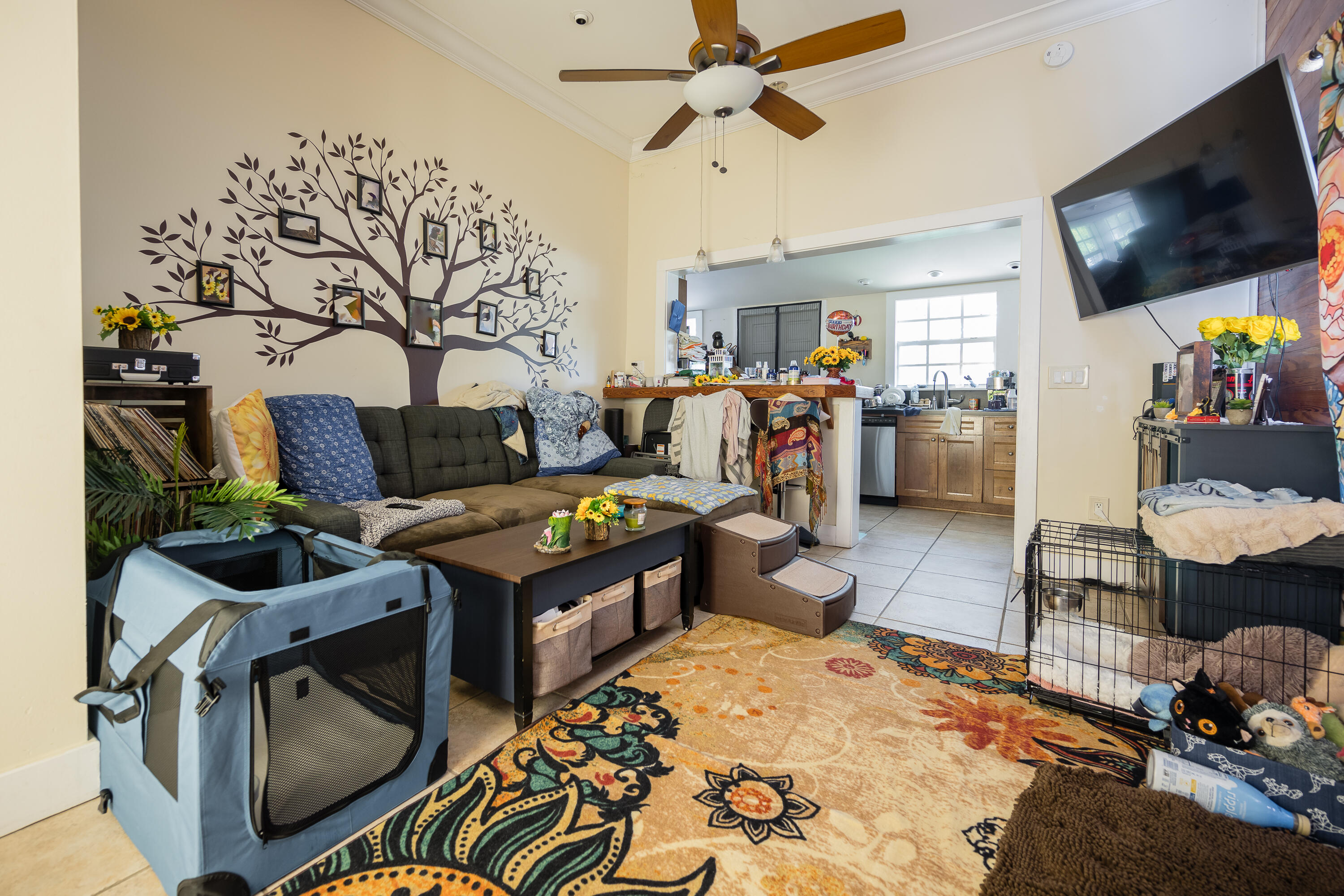 2210 Staples Avenue Key West, FL 33040 - Photo 26 of 33 a living room with furniture and a flat screen tv