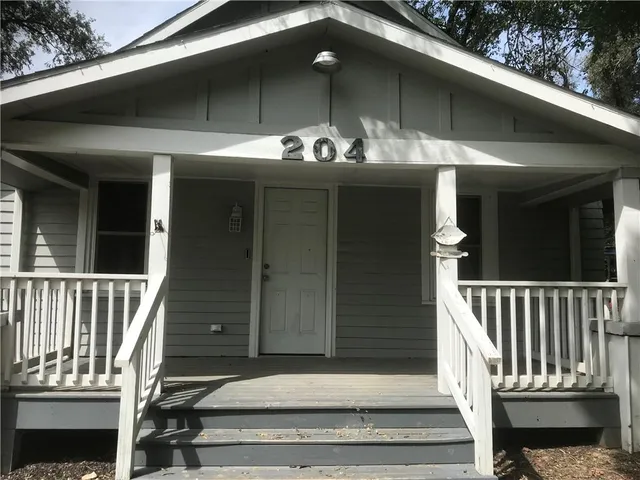 $132,500 | 204 South Rogers Street, Independence, MO 64050