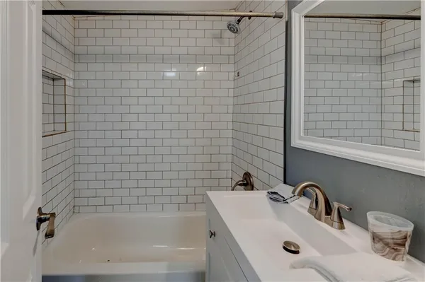 $150,000 | 204 South Rogers Street, Independence, MO 64050