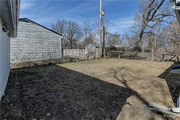 $150,000 | 204 South Rogers Street, Independence, MO 64050
