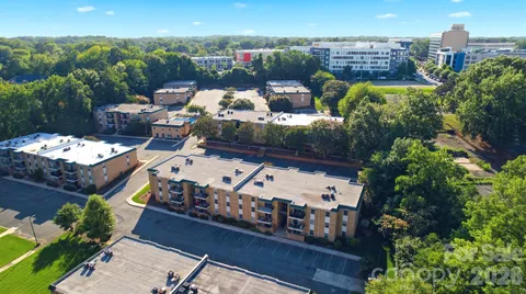 $285,000 | 4739 Hedgemore Drive, Charlotte, NC 28209
