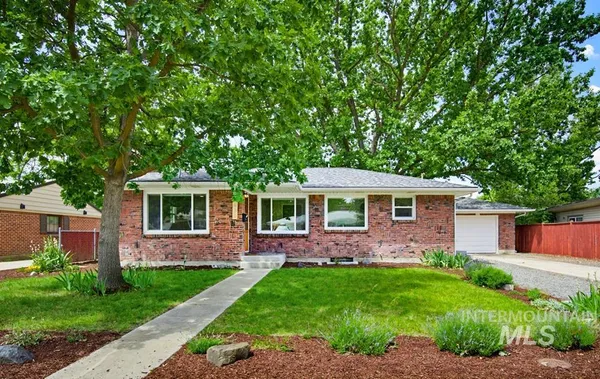 $495,000 | 611 Michael Street, Boise, ID 83705